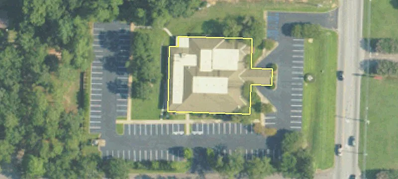 480 Honeysuckle Rd