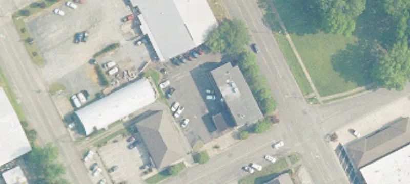 2nd NE St