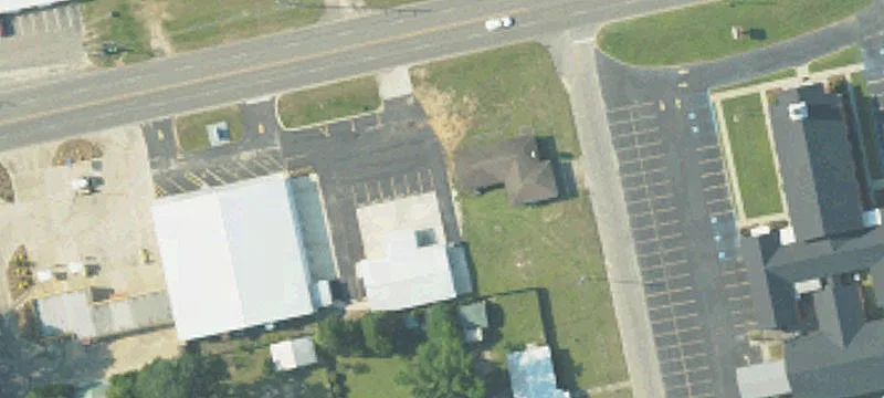 1101 Maple Ave