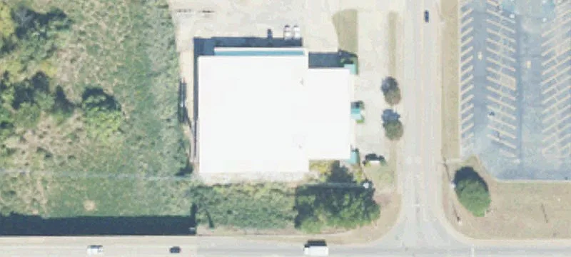 800 Gurnee Ave