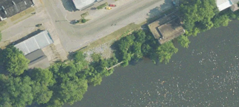 902 Water Ave
