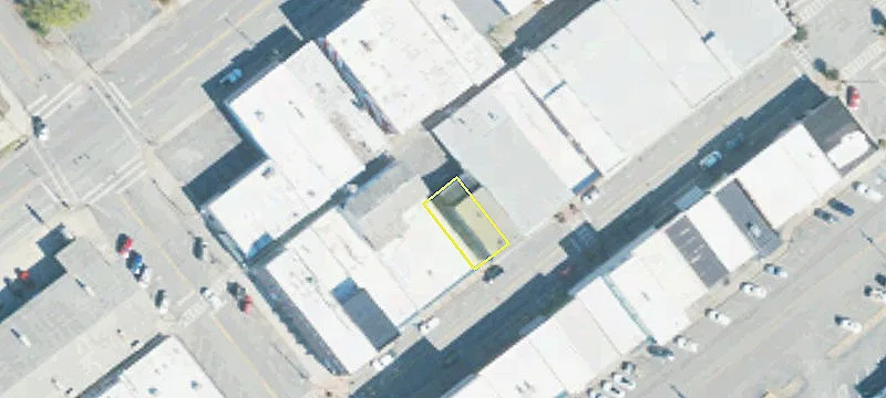 210 1st E Ave