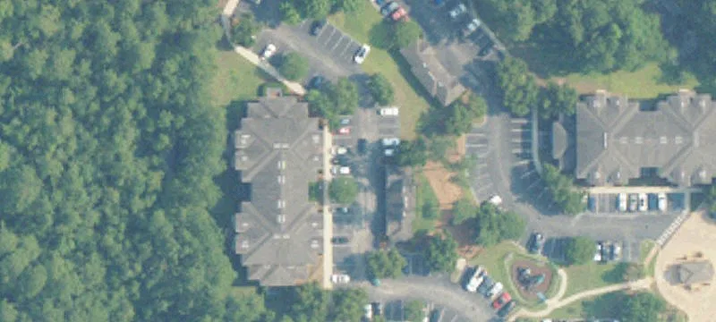 6061 Colonial Pkwy