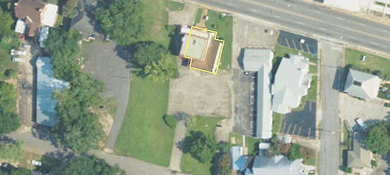 739 Main St