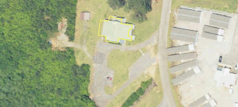 10 Chalet Dr