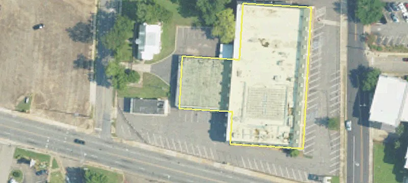 460 Main St