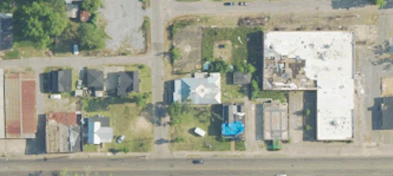 1018 Un St