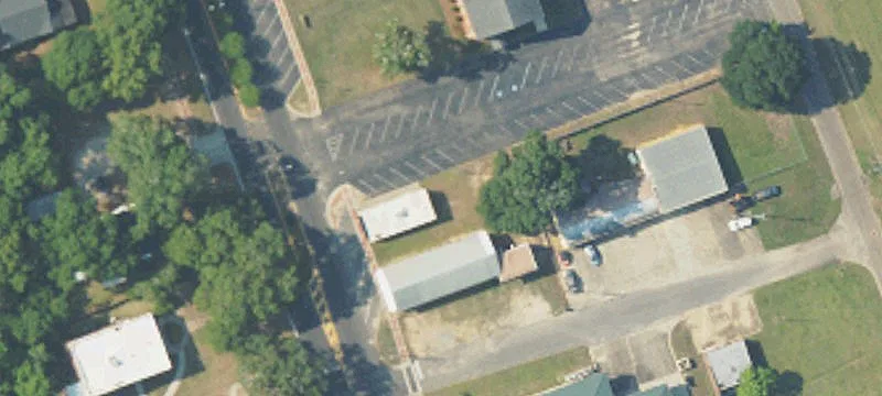 313 Commerce St