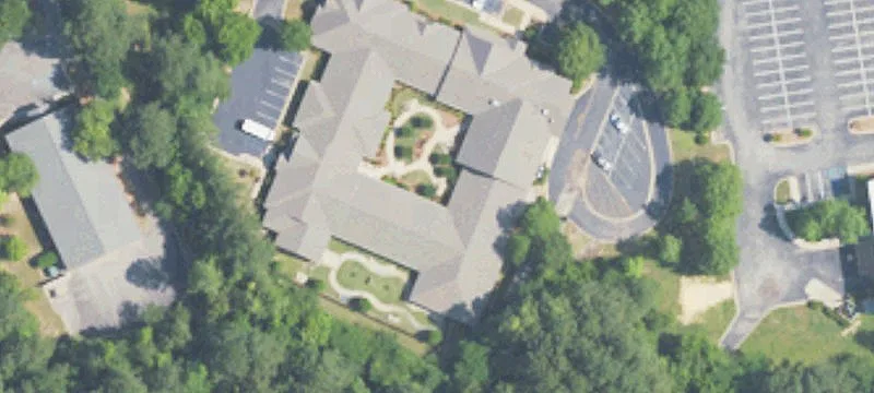 2184 Pkwy Lk Dr