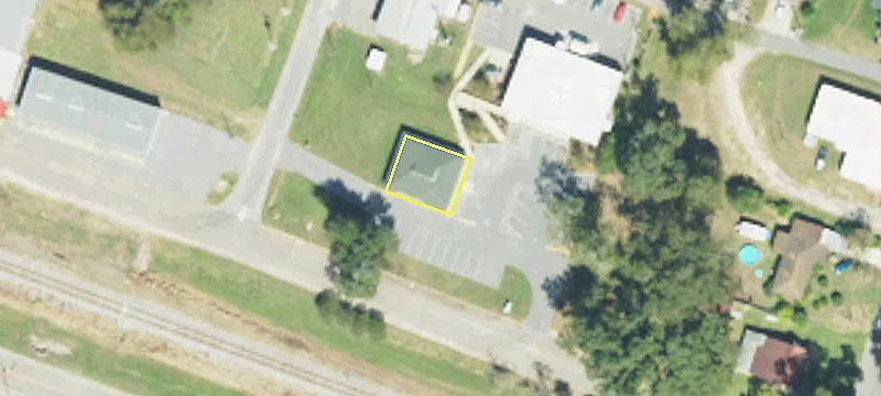 403 Midland St