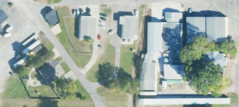 303 Railroad Ave