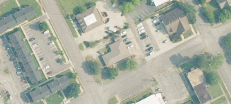 301 Elizabeth NE St