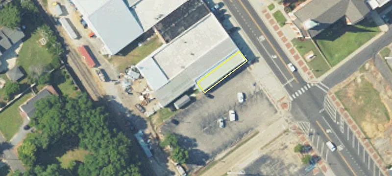 303 Main St