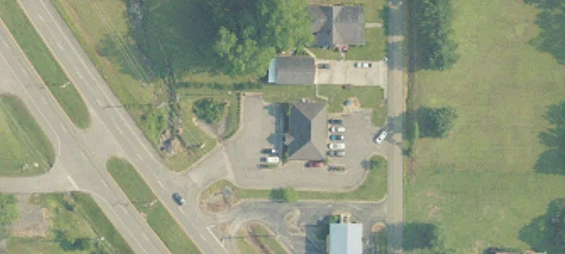 1098 Hwy 31st SW