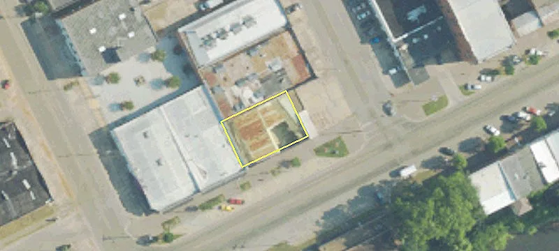 7 Lauderdale St