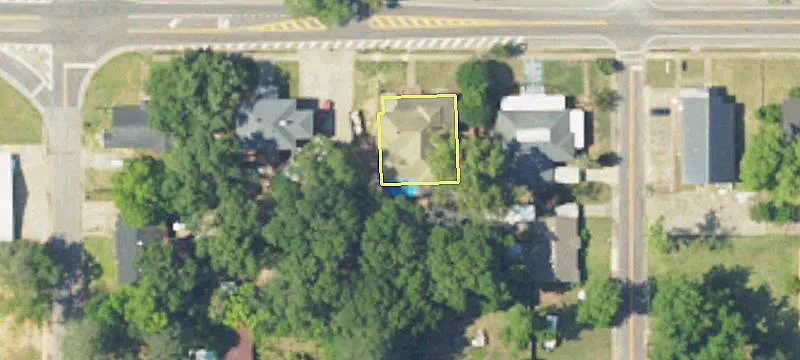 717 Davis W St