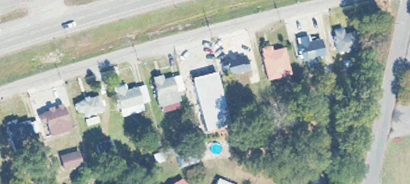1206 Hwy Dr