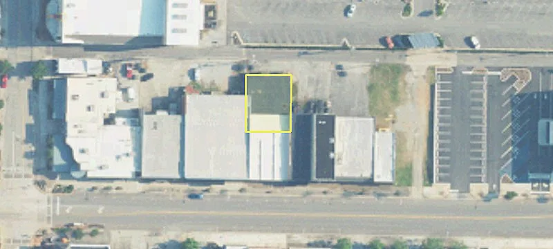 220 Moulton E St