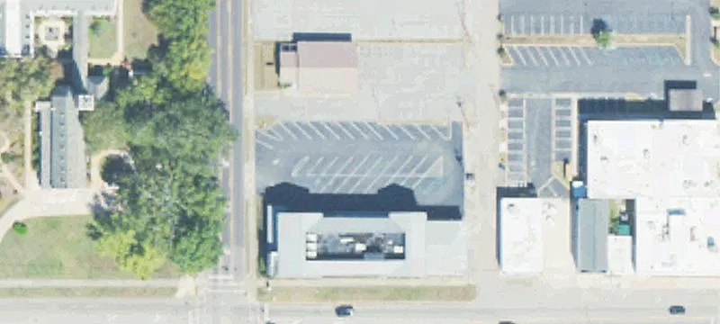 1001 Leighton Ave