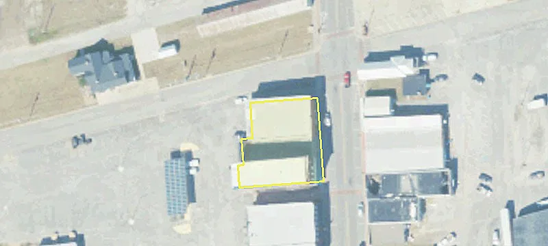 121 Ctr Ave