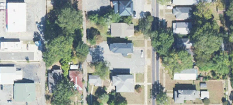 2104 Leighton Ave