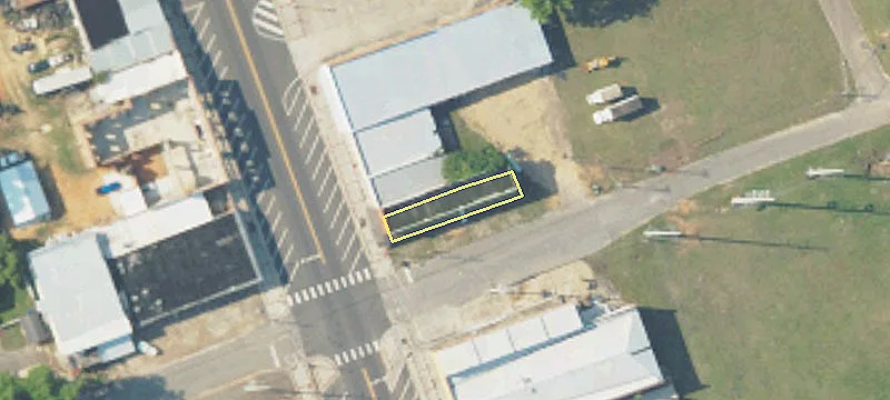 905 Water Ave