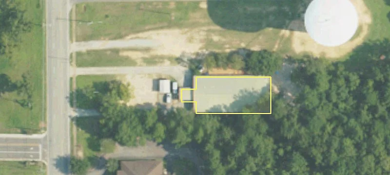 1765 Honeysuckle Rd