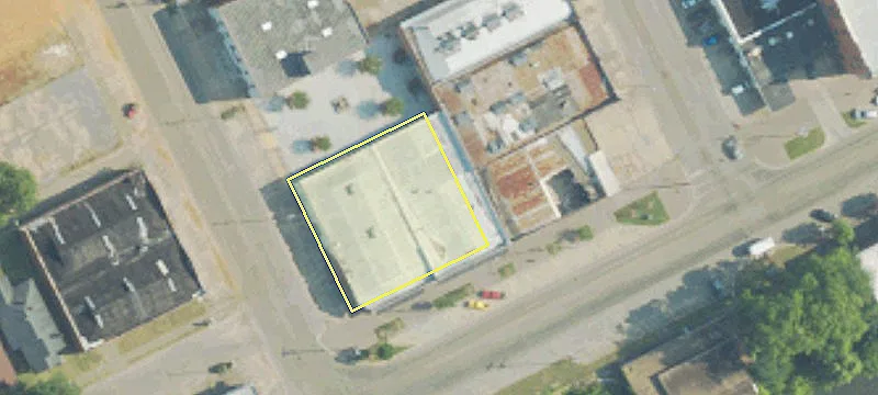 907 Water Ave