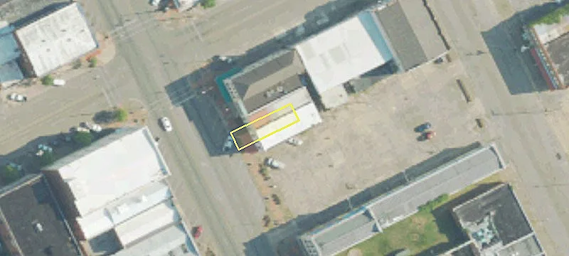 24 Broad St