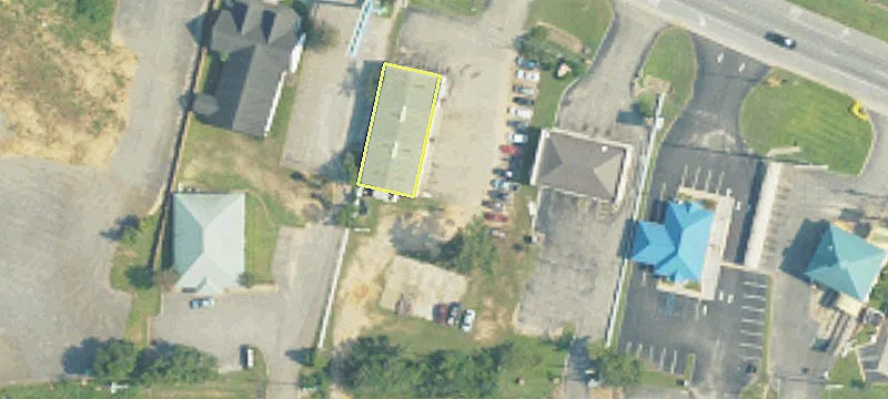3369 Main St