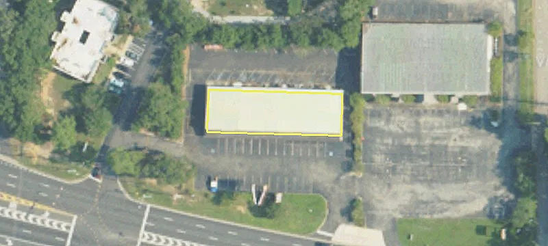 3160 Main St