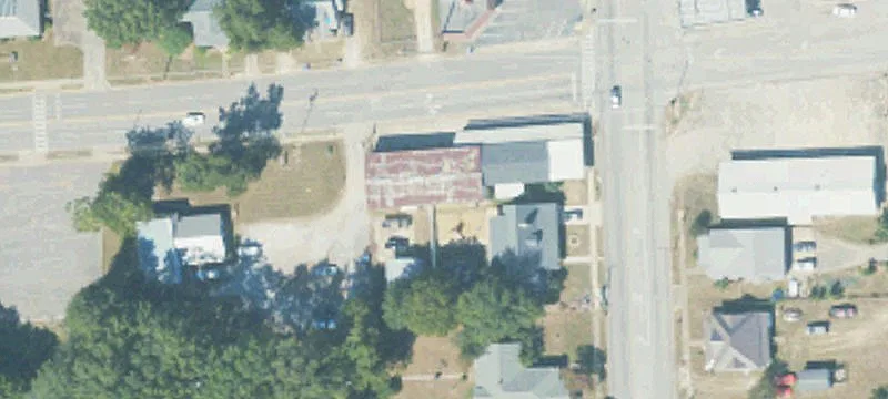 201 Memorial Dr