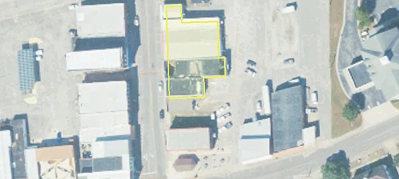 110 Ctr Ave