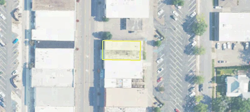 122 Broadway Ave
