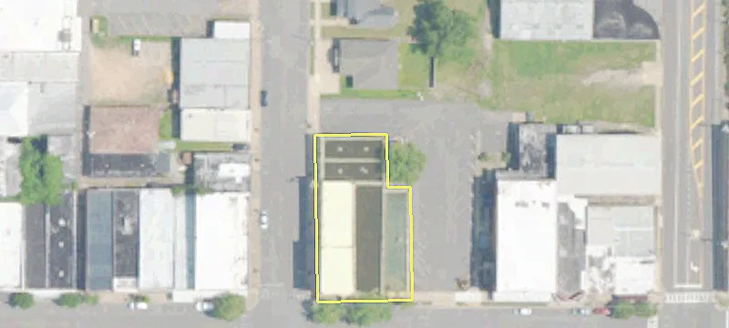 202 Strawberry Ave