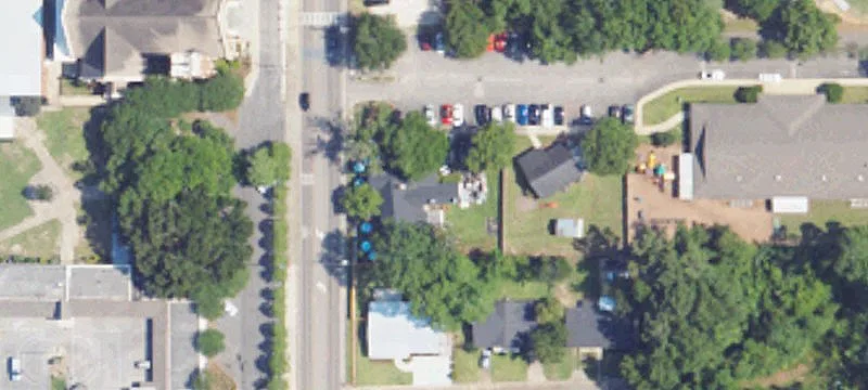 1506 Main St