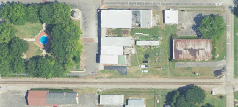 258 College St