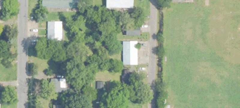704 Strawberry Ave