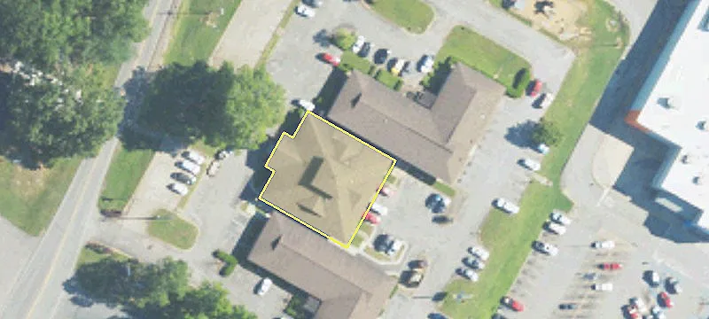 385 Bryan Rd