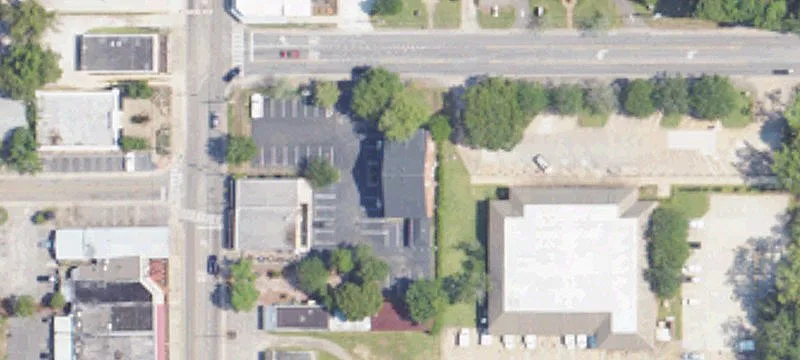 790 Daphne Ave