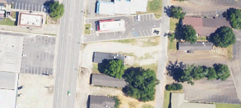 Bdy On W By Hwy