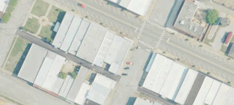 4th Ave