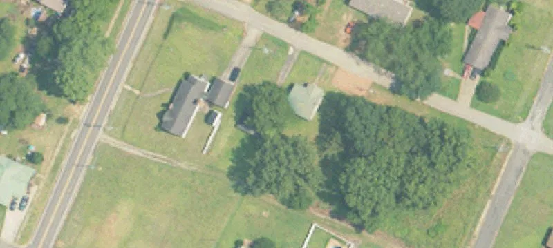 140 7th NW St