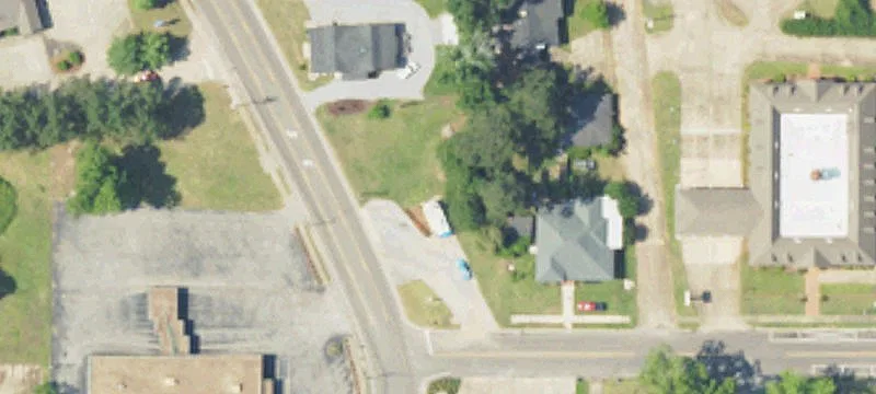 458 Collier St