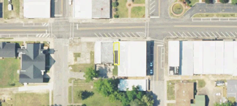 417 Davis W St