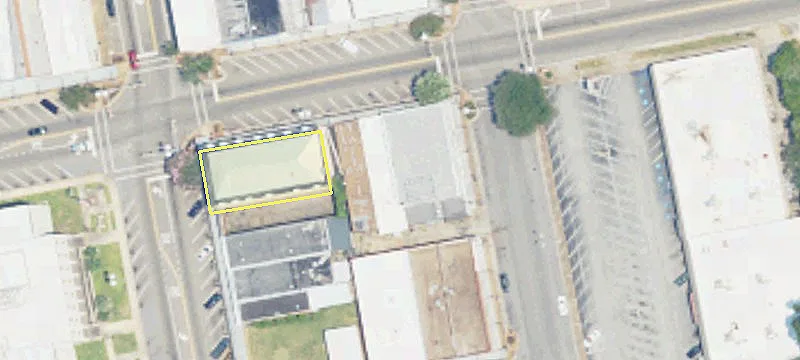 152 Broad St