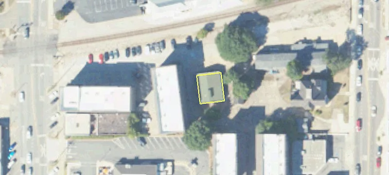 224 College St