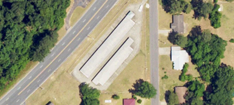 2833 Andrews Ave