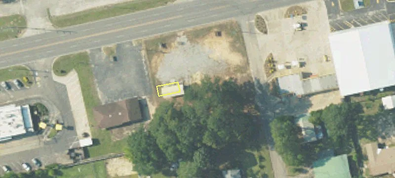 Maple Ave