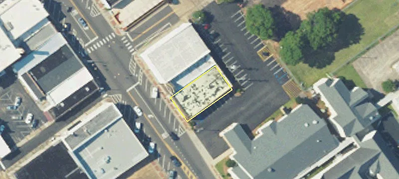 207 Main St